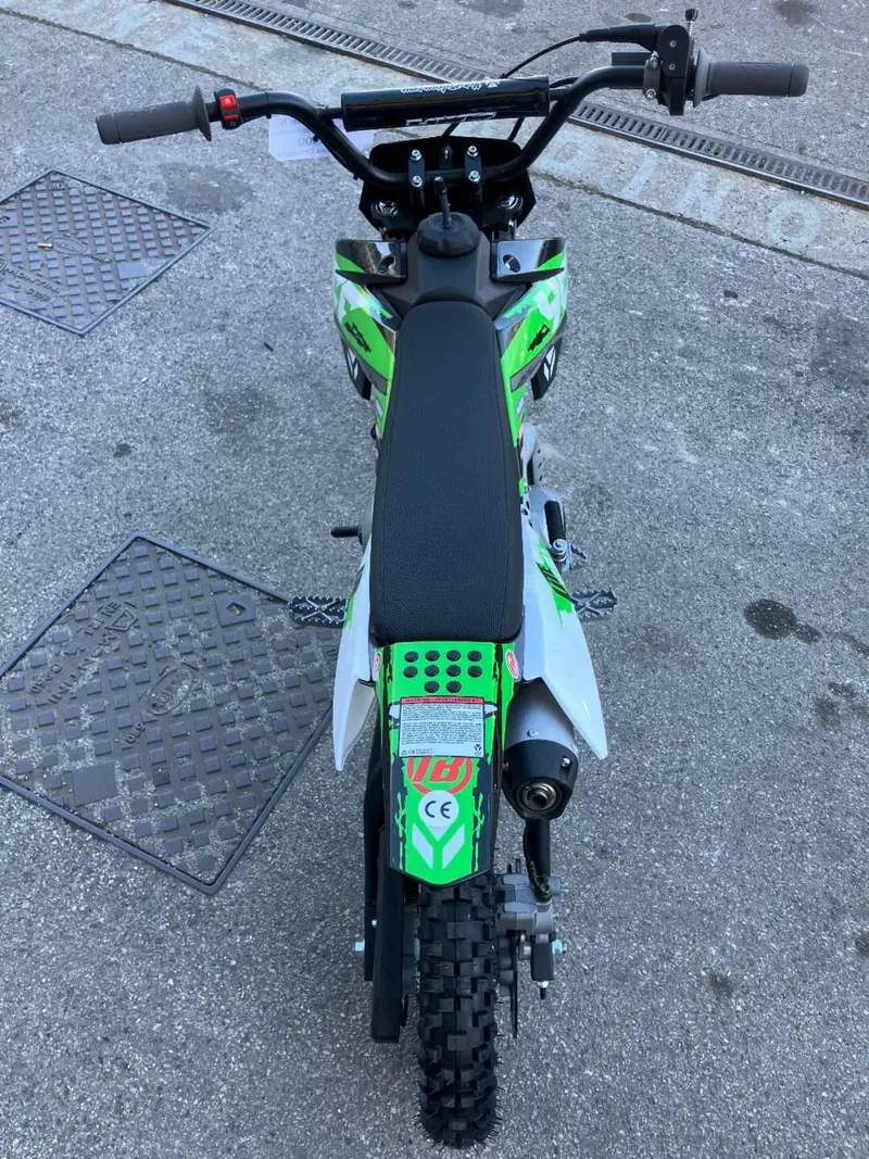 YCF Lite 88S (2022 - 23) (4)