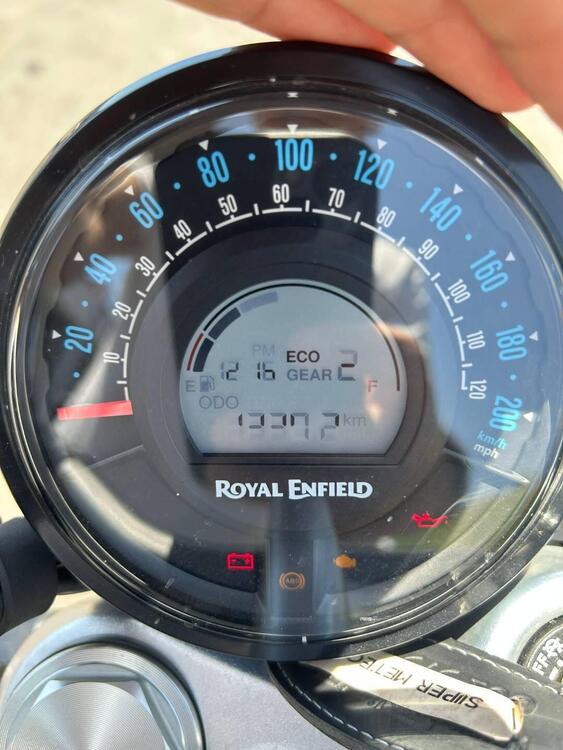 Royal Enfield Super Meteor 650 (2023 - 24) (4)