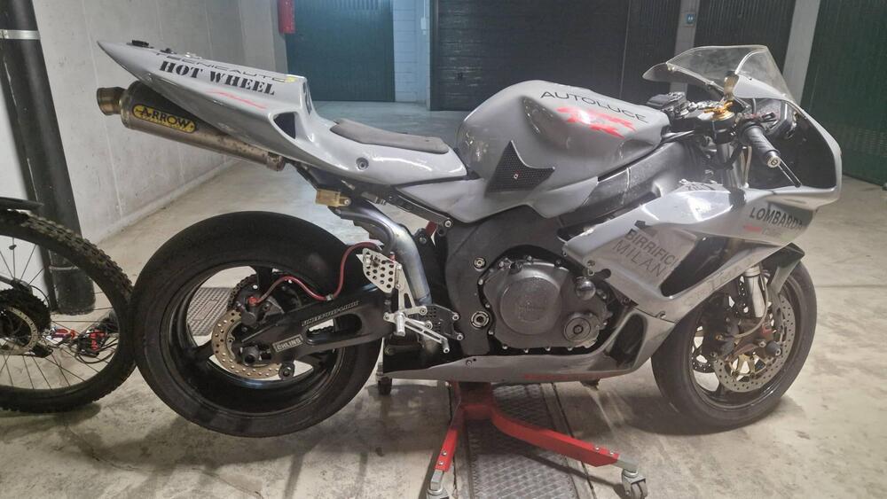 Honda CBR 1000 RR Fireblade (2006 - 07)