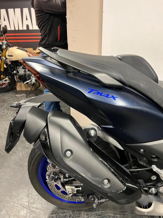 Yamaha T-Max 560 (2022 - 24) (5)