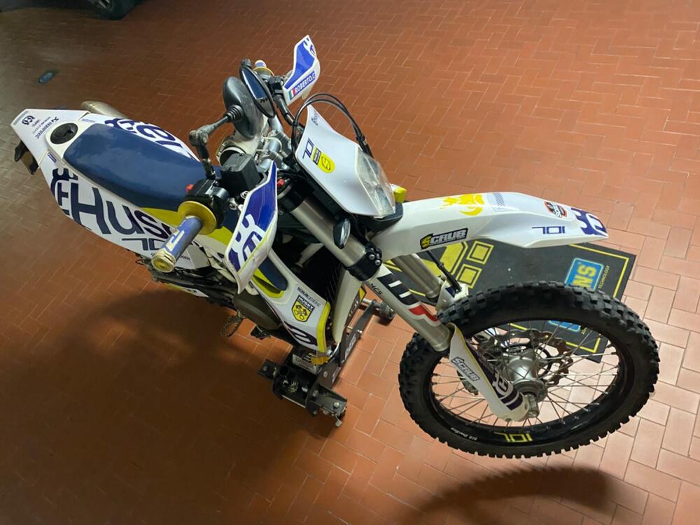 Husqvarna 701 Enduro (2017 - 19) (4)