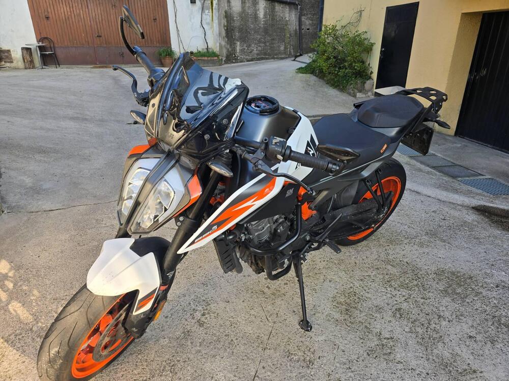 KTM 890 Duke R (2020)