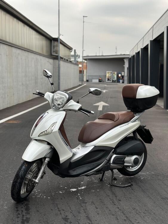 Piaggio Beverly 300 i.e. (2010 - 16)