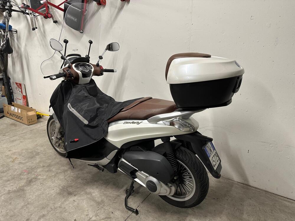 Piaggio Beverly 300 i.e. (2010 - 16) (4)