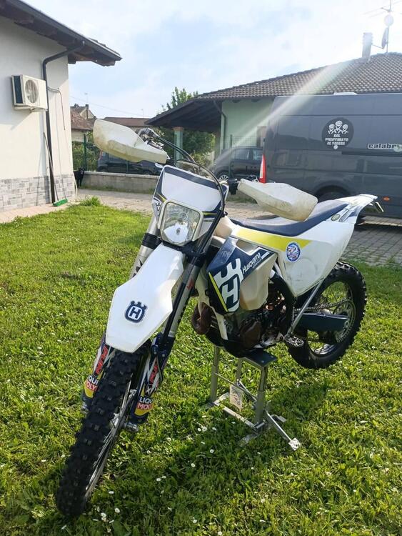 Husqvarna FC 450 (2018) (2)