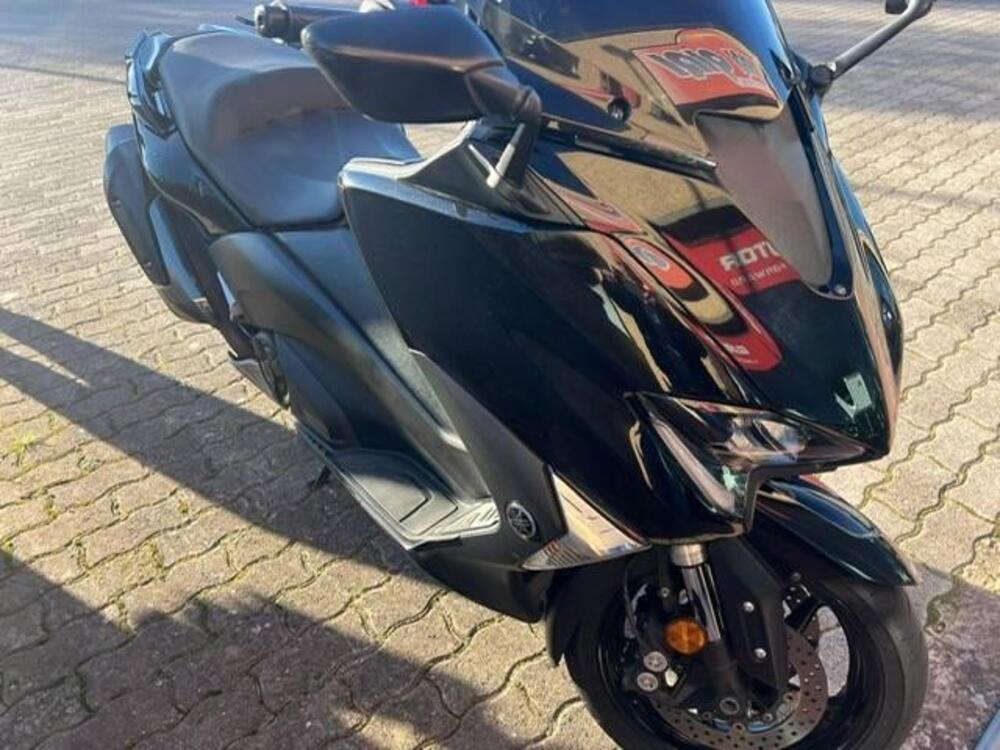 Yamaha T-Max 530 (2017 - 19) (3)