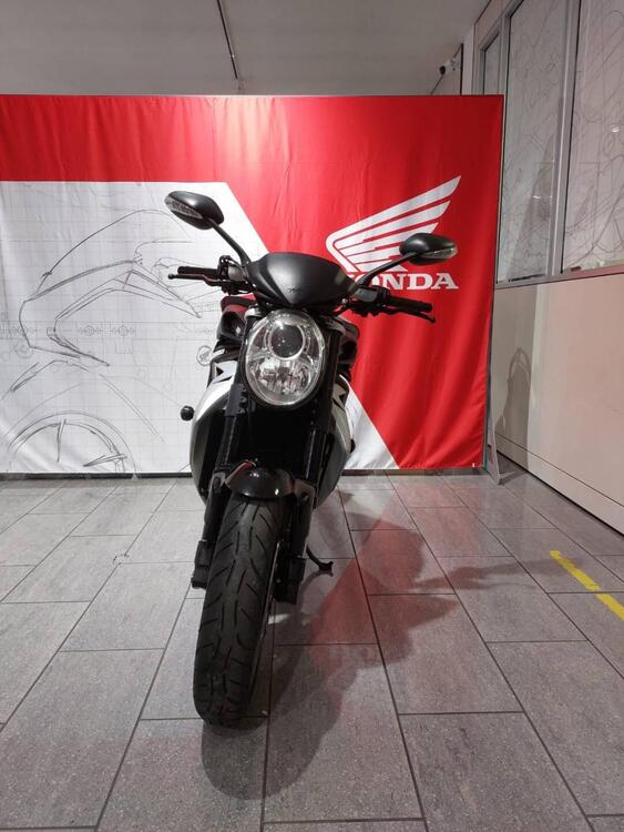 MV Agusta Brutale 990 R (2009 - 12) (3)