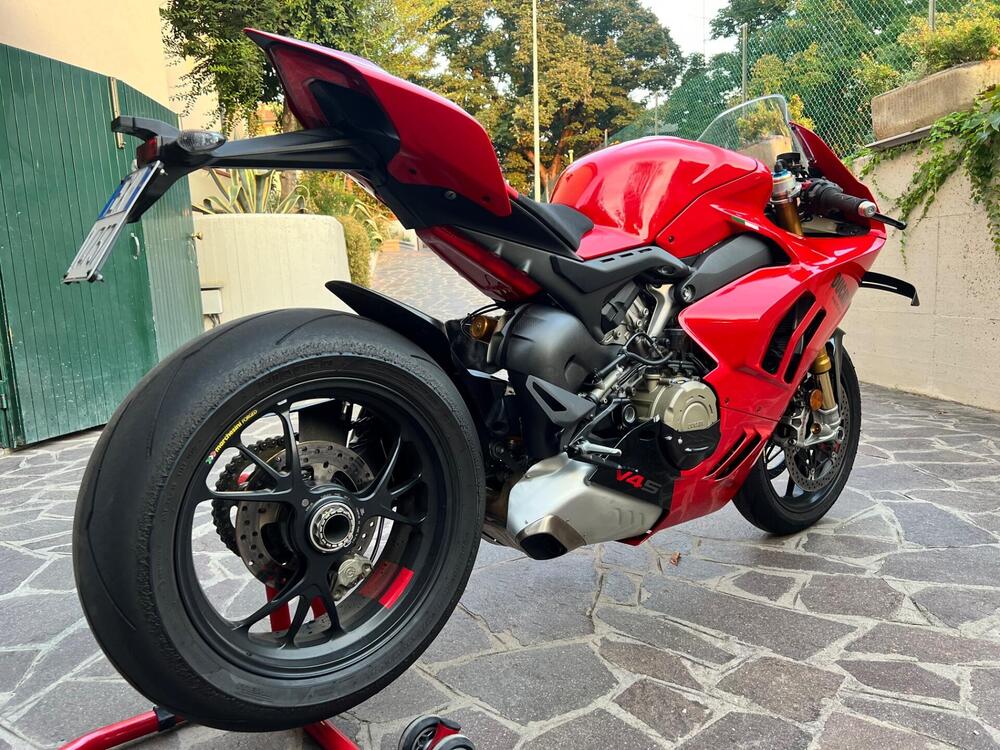 Ducati Panigale V4 S (2022 - 24) (4)