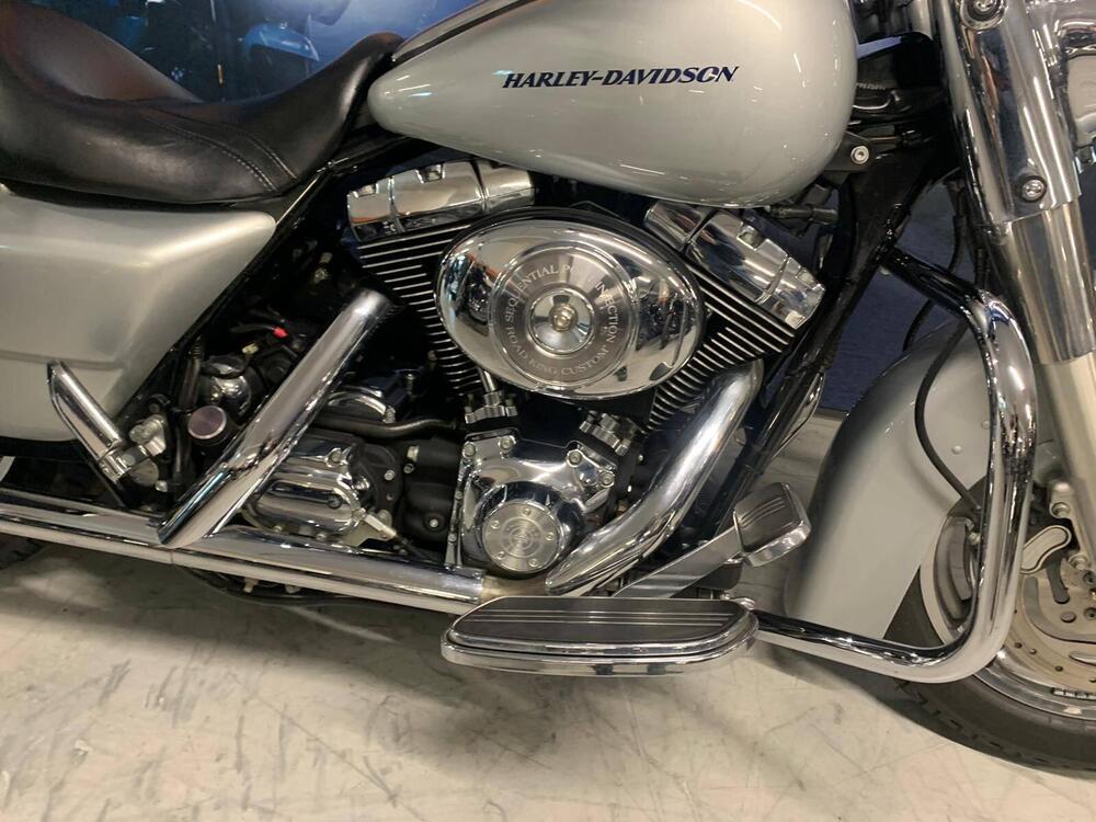 Harley-Davidson 1450 Road King Custom (2002 - 04) - FLHRSI (4)