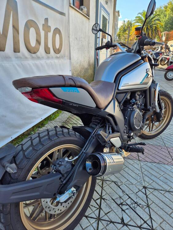 CFMOTO 700CL-X Heritage (2021 - 24) (2)