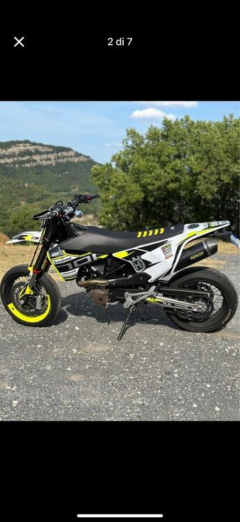 Husqvarna 701 Supermoto (2022) (3)