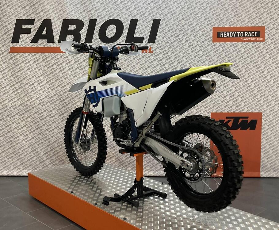 Husqvarna FE 350 (2024) (4)