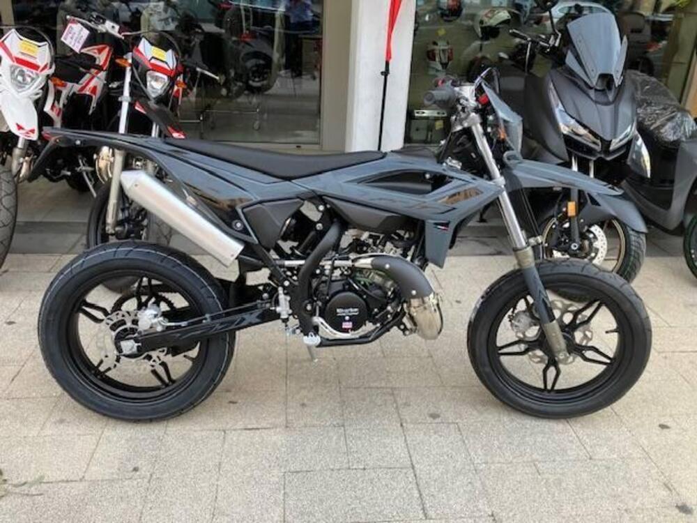 Betamotor RR 50 Motard (2021 - 24) (4)