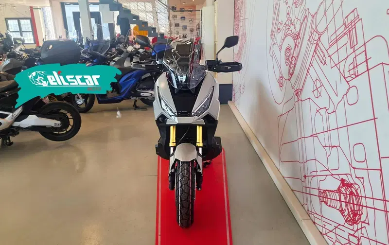 Honda X-ADV 750 (2025 - 26) (5)