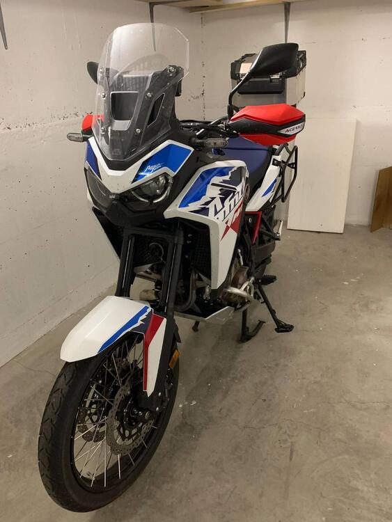 Honda Africa Twin CRF 1100L ES (2024 - 25) (2)