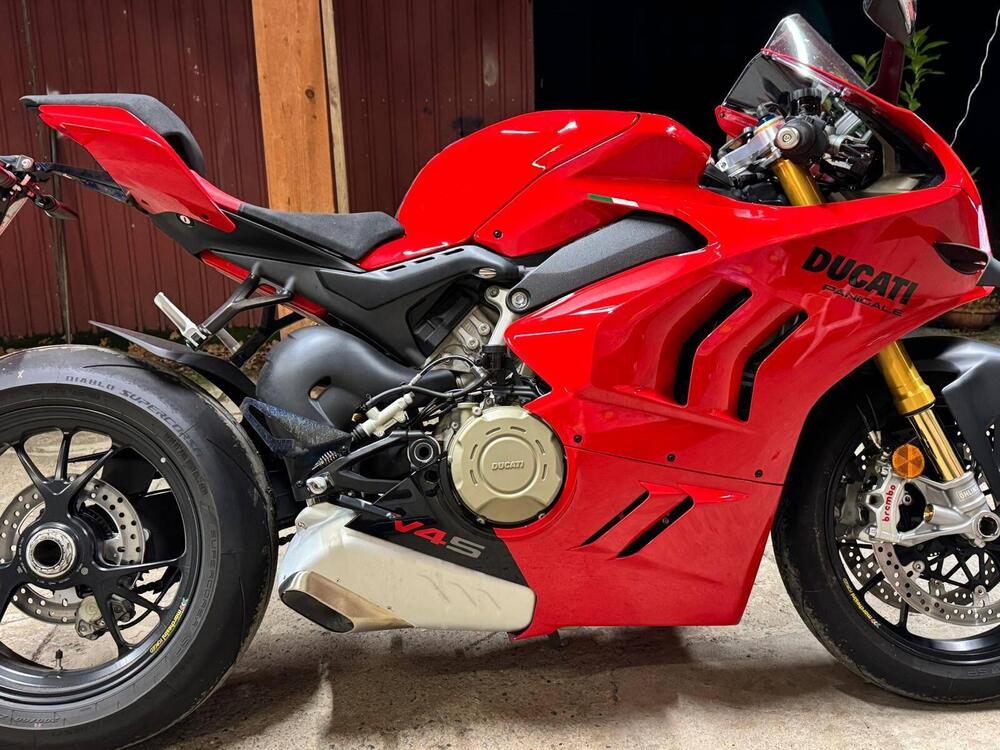 Ducati Panigale V4 S (2022 - 24) (4)