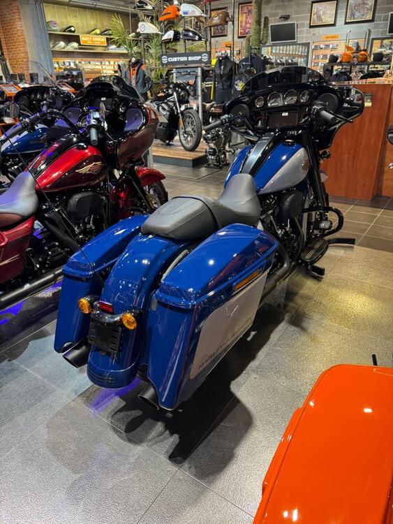 Harley-Davidson 114 Street Glide Special (2019 - 20) - FLHXS (3)