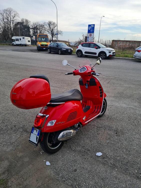 Vespa GTS 300 Super Hpe (2021 - 22) (4)