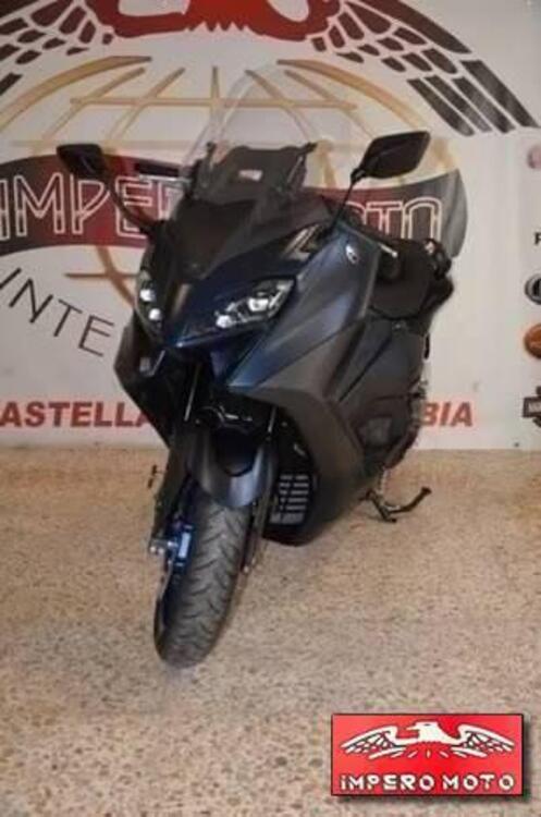 Yamaha T-Max 560 Tech Max (2022 - 24) (2)