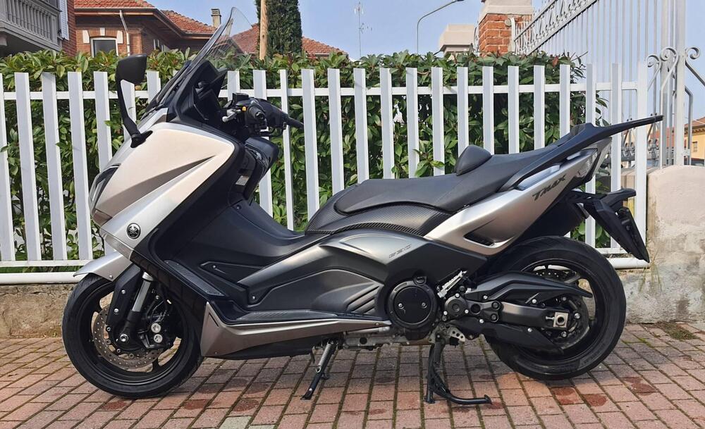 Yamaha T-Max 530 (2015 - 16)