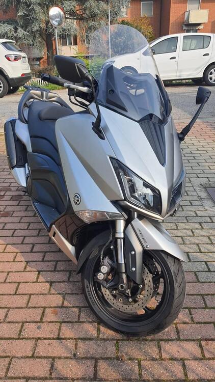 Yamaha T-Max 530 (2015 - 16) (4)