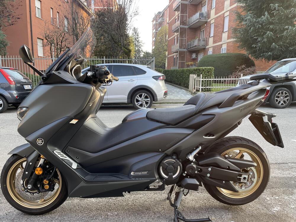 Yamaha T-Max 560 Tech Max (2022 - 24) (2)