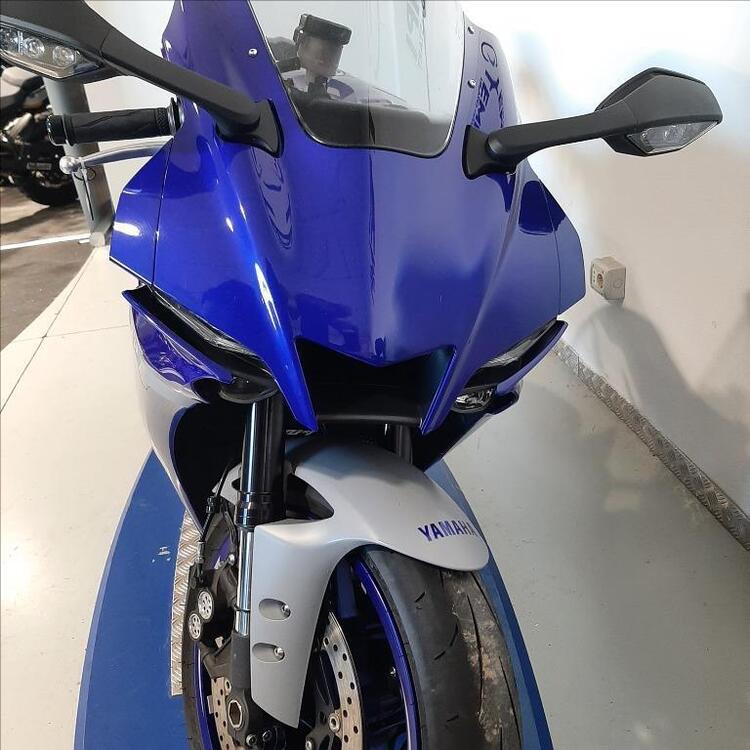 Yamaha YZF R1 (2020 - 24) (5)