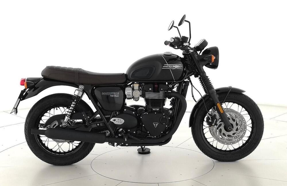 Triumph Bonneville T120 Black Stealth Edition (2024)