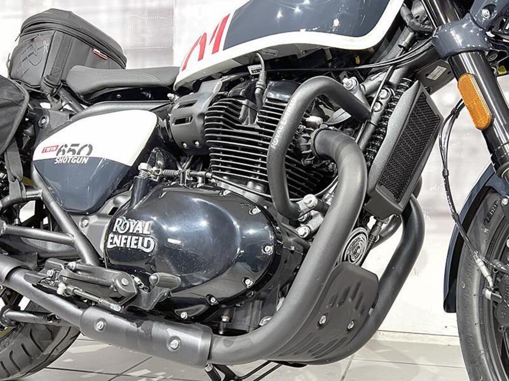 Royal Enfield Shotgun 650 (2024) (4)