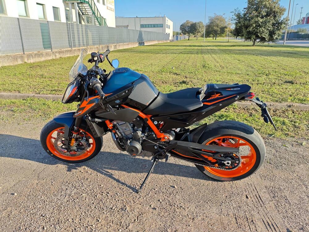 KTM 890 Duke R (2022 - 23) (4)