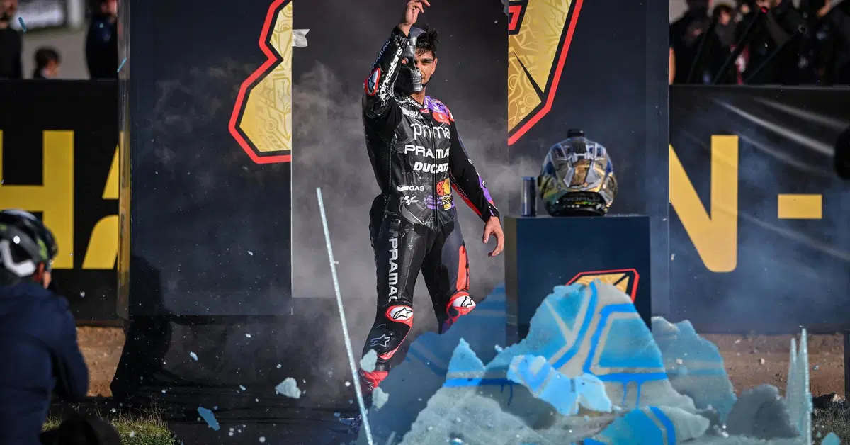 MotoGP 2024. GP di Barcellona 2. Jorge Martin, le prime parole da campione del mondo: "Ho iniziato a vedere la mia famiglia negli ultimi giri. Grazie Ducati!"