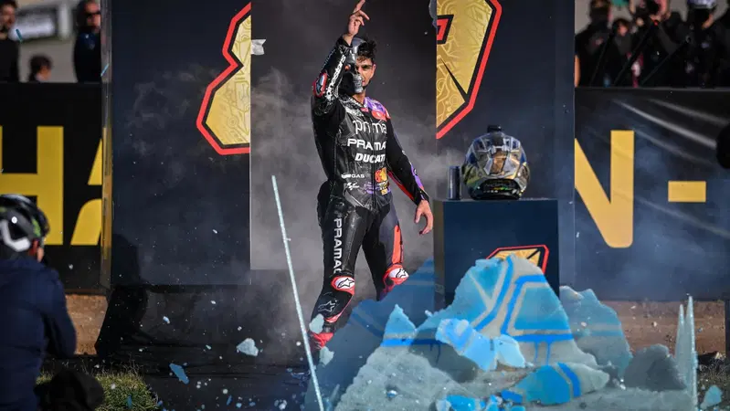 MotoGP 2024. GP di Barcellona 2. Jorge Martin, le prime parole da campione del mondo: "Ho iniziato a vedere la mia famiglia negli ultimi giri. Grazie Ducati!"