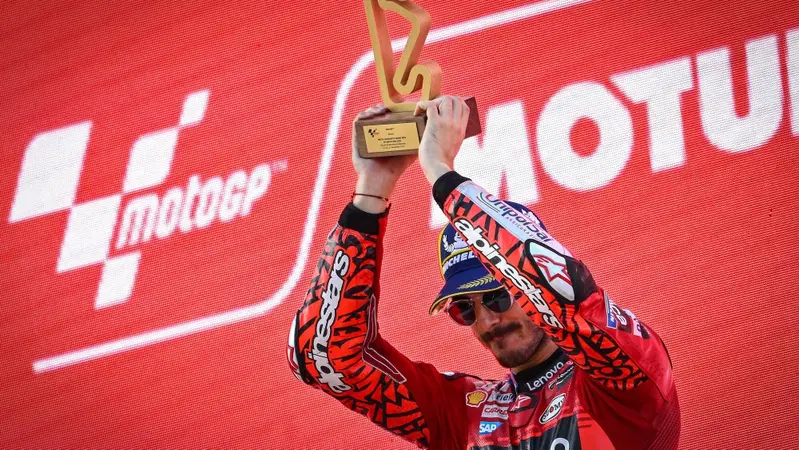 MotoGP 2024. GP di Barcellona 2. Pecco Bagnaia, l'onore delle armi: "Penso non ci sia niente di disonorevole a perdere. Jorge Martin ha fatto la differenza"