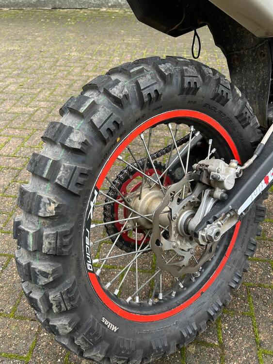 Betamotor RR 350 4T Enduro EFI (2016) (5)