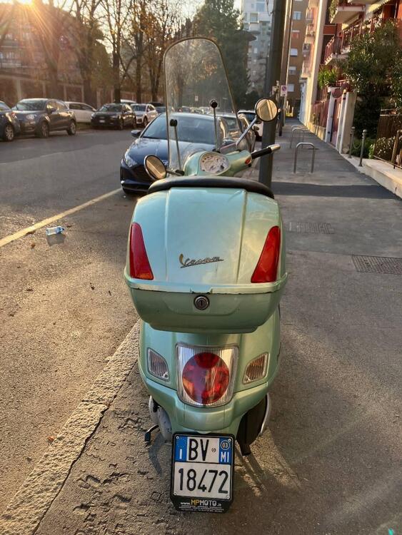 Vespa Granturismo 200 L (3)