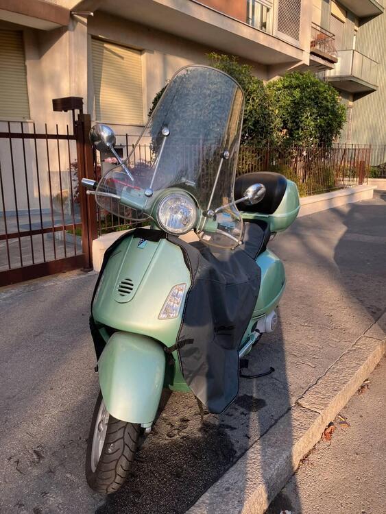 Vespa Granturismo 200 L