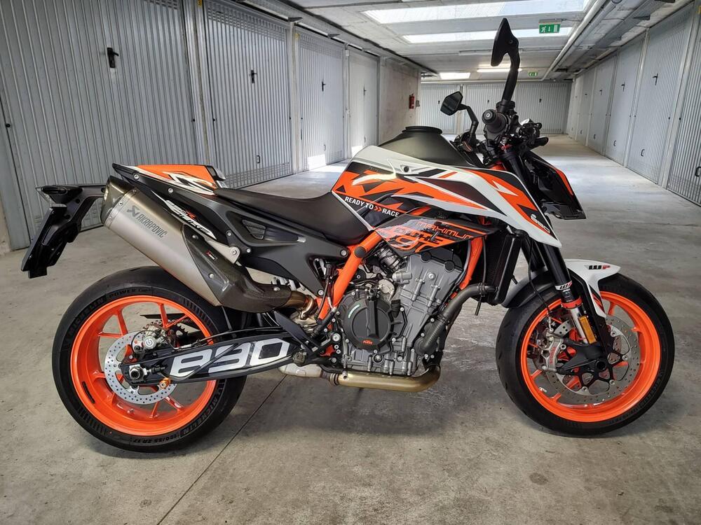 KTM 890 Duke R (2021)