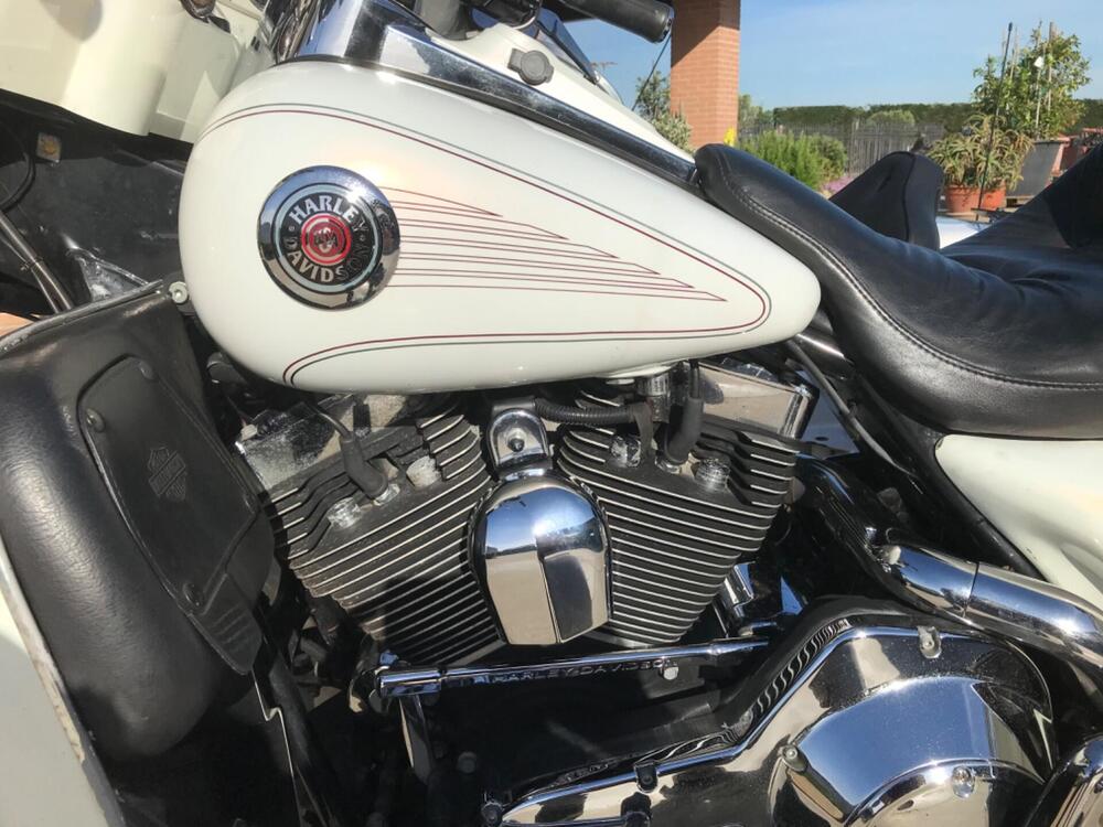 Harley-Davidson Electra Glide Ultra Classic 1450 (3)