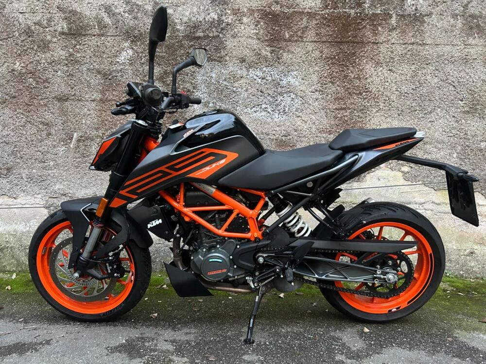 KTM 125 Duke (2021 - 23) (3)