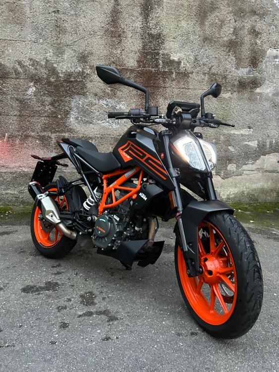 KTM 125 Duke (2021 - 23) (4)