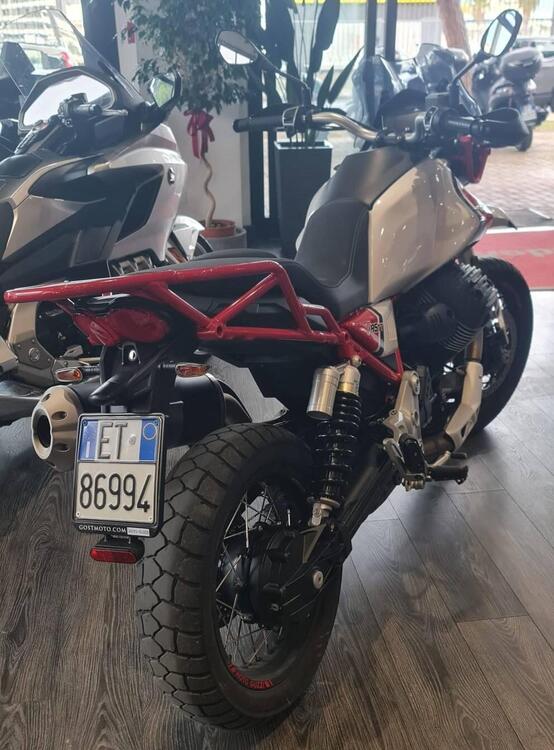 Moto Guzzi V85 TT (2019 - 20) (2)