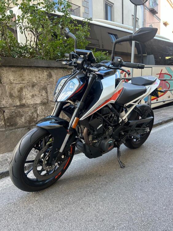 KTM 390 Duke (2021 - 23) (4)