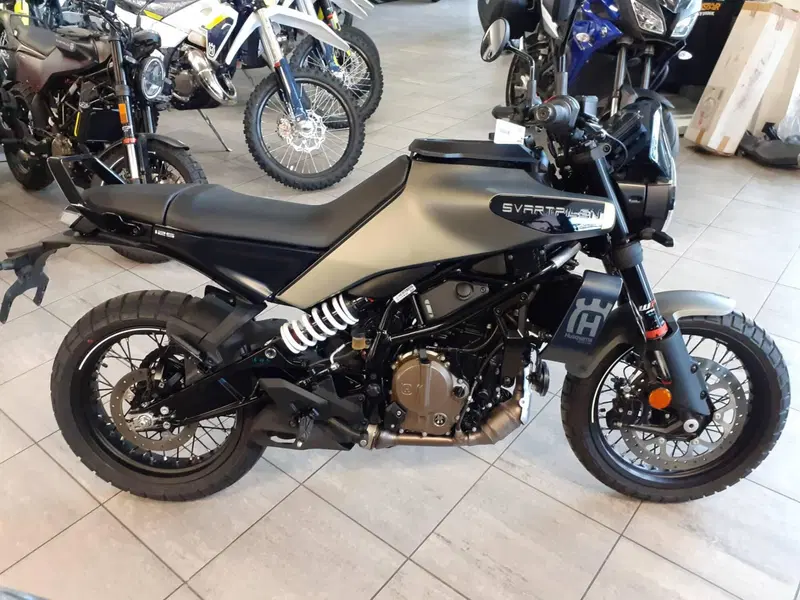 Husqvarna Svartpilen 125 (2024 - 26) (6)