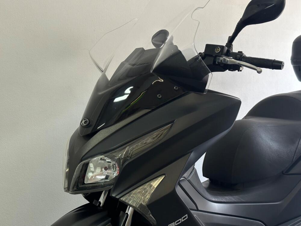 Kymco X-Town 300i ABS (2016 - 20) (2)