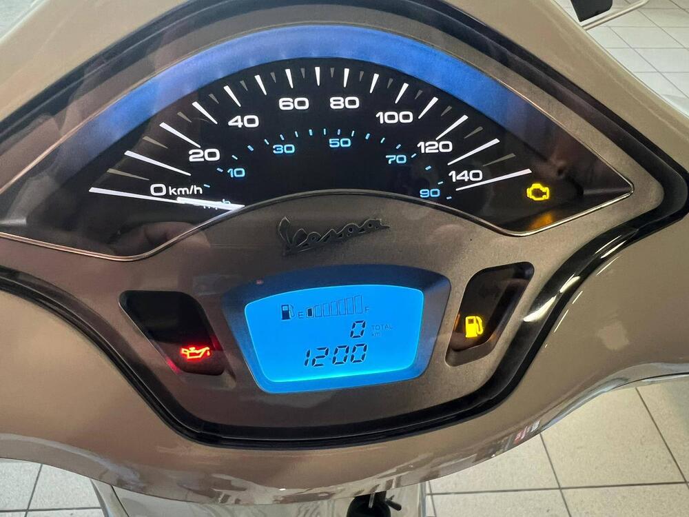 Vespa Primavera 125 (2021 - 23) (4)