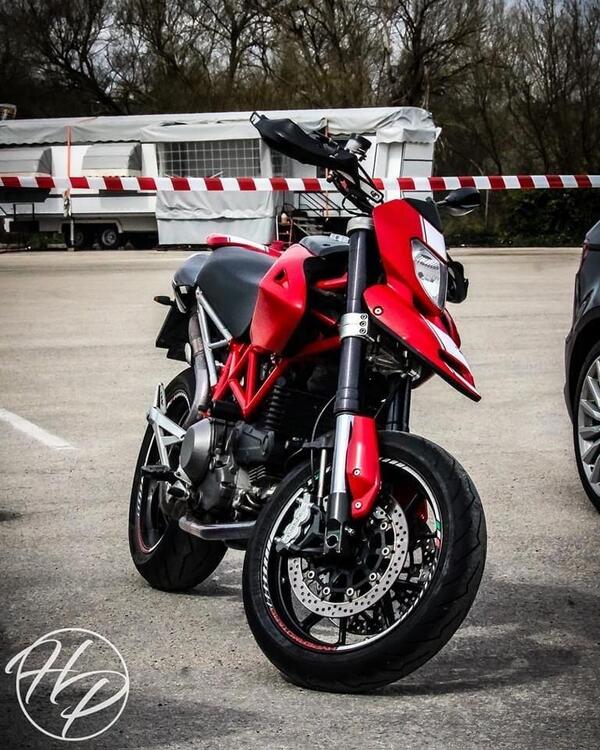 Ducati Hypermotard 1100 EVO (2010 - 12) (2)