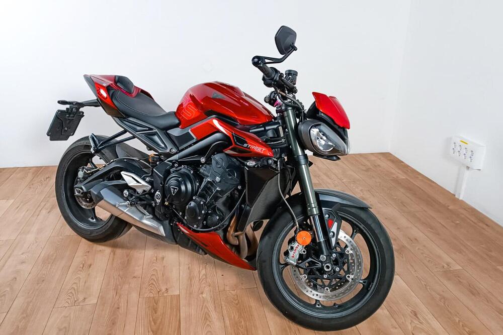 Triumph Street Triple 765 RS (2023 - 24) (2)