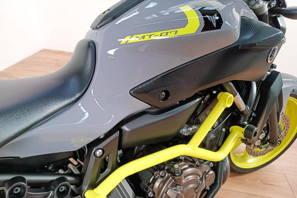 Yamaha MT-07 ABS (2014 - 16) (4)