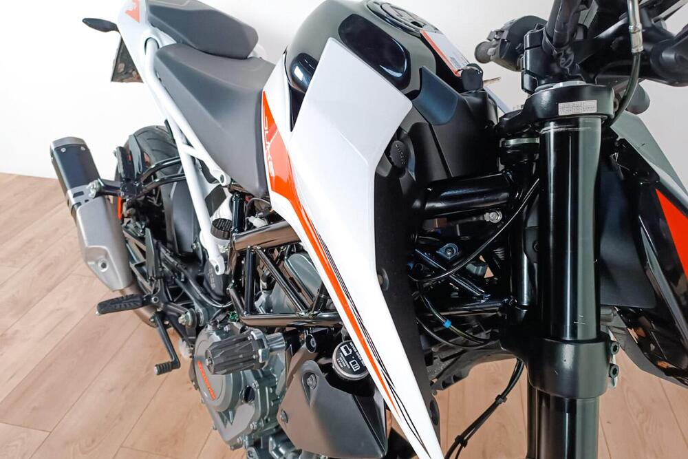 KTM 390 Duke (2021 - 23) (5)