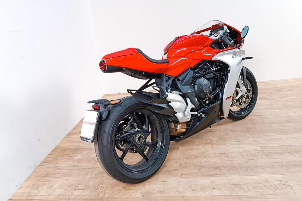 MV Agusta Superveloce 800 (2021 - 24) (3)